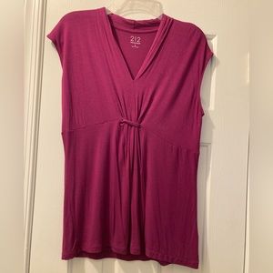 Dark pink sleeveless size small top
